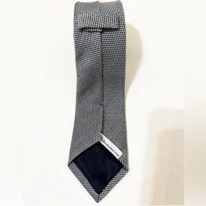 Petronius 1926 Elegant Black and White Patterned Men's Tie